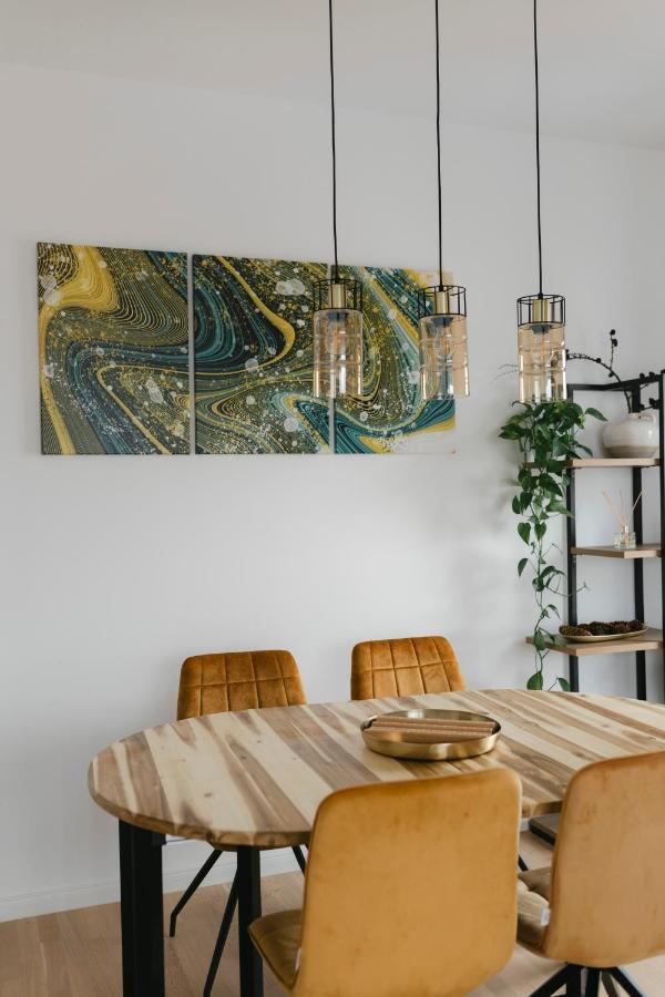 The Forest - Luxe Central Apt With Free Secured Parking براشوف المظهر الخارجي الصورة